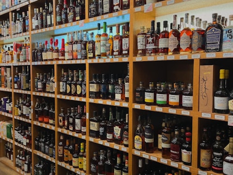 酒屋
